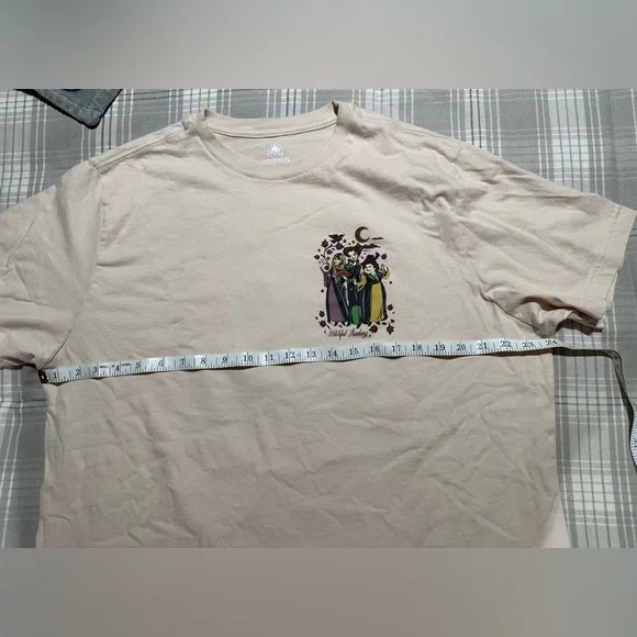 Disney Hocus Pocus T-Shirt size XL - Picture 8 of 13